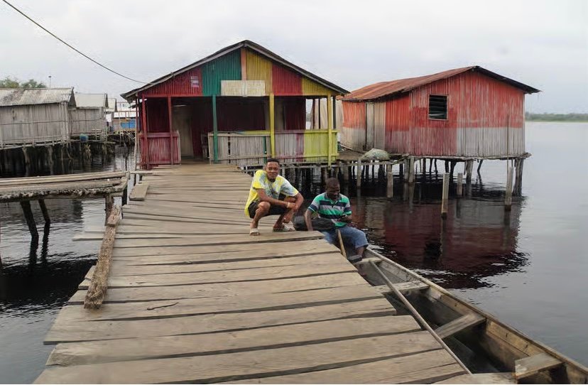 Accra To Nzulezu, Fort Antonio & Maaha Beach Experience Tour 