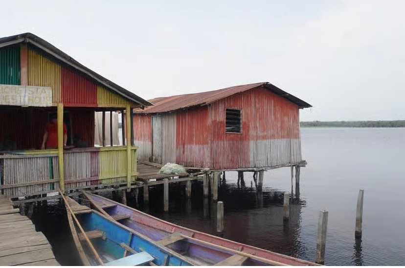 Accra To Nzulezu, Fort Antonio & Maaha Beach Experience Tour photo 5