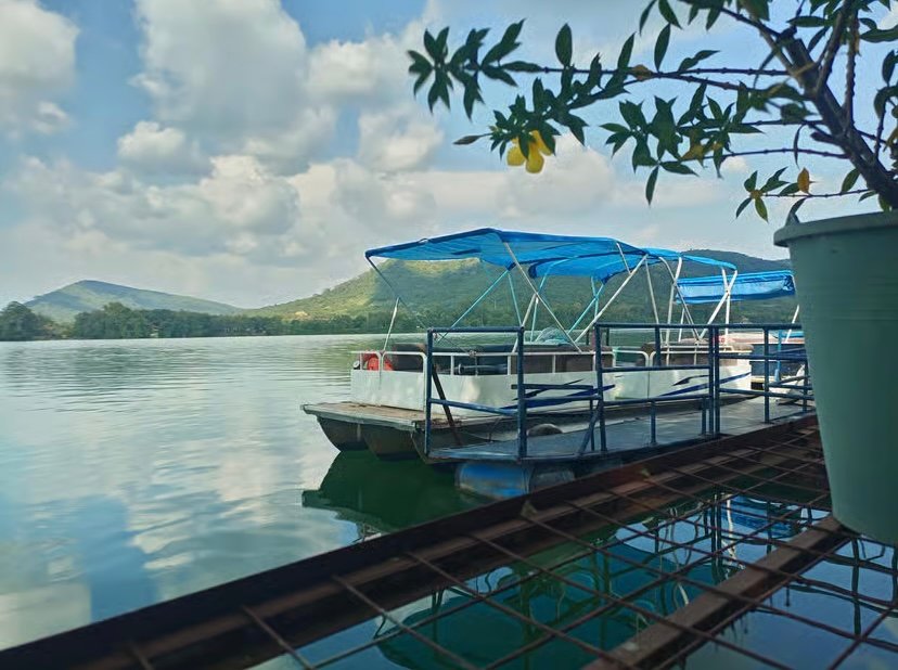 π AKOSOMBO LAKESIDE ESCAPE photo 15