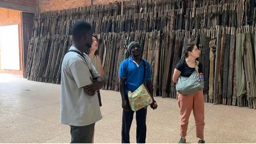2-Days Mole Safari, Sacred Sites & Red Clay photo 4