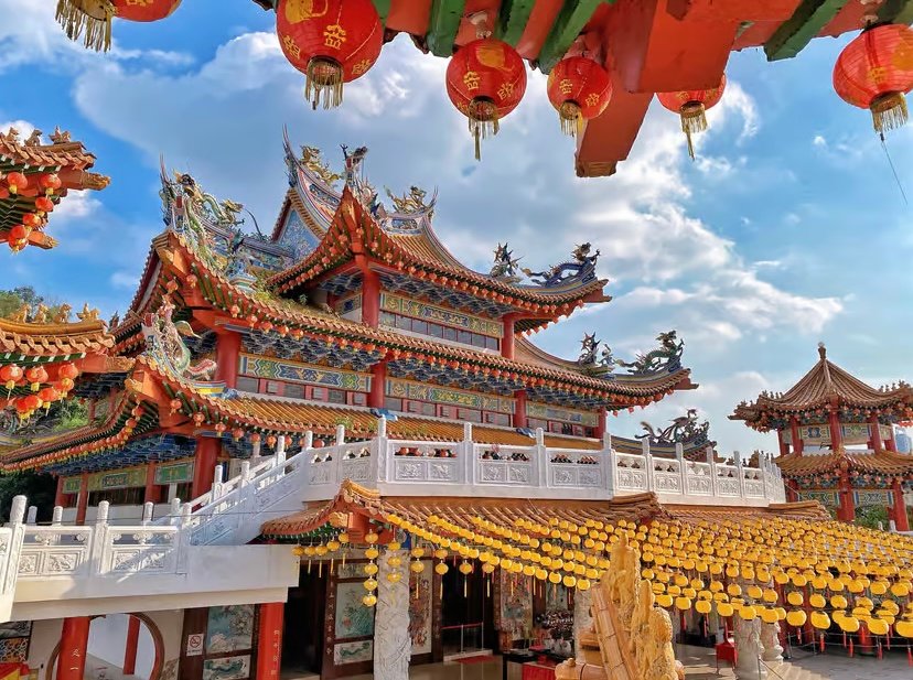 8 Days / 7 Nights Premium Malaysia Holiday Package